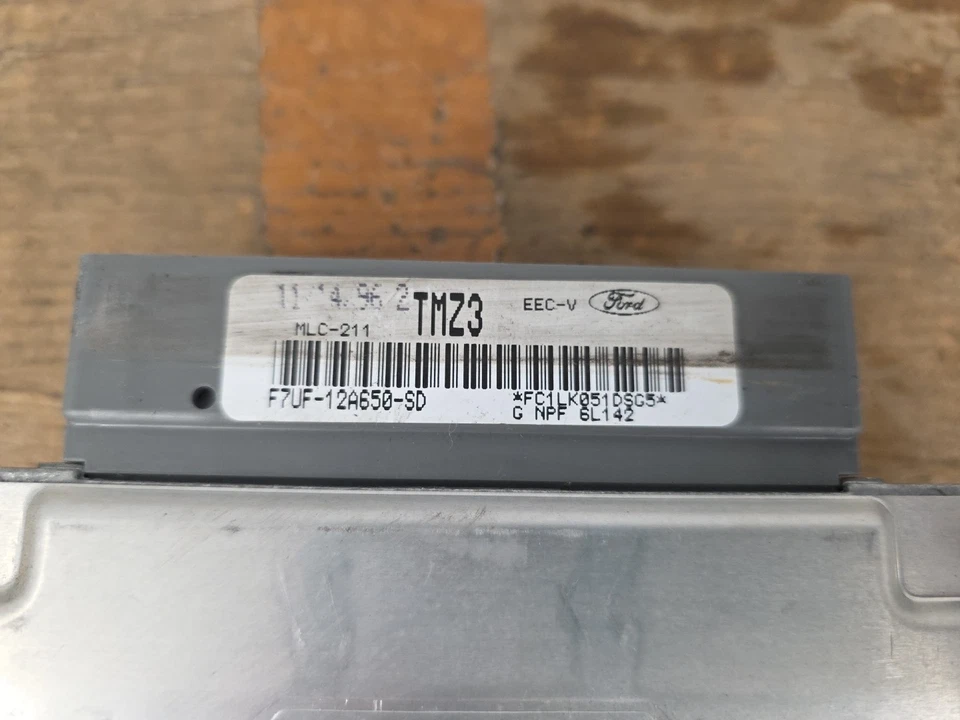 Ford Econoline Van E350 1997 módulo de computadora de motor de 5,4 L ECU F7UF-12A650-SD OEM Foto 2 de 4