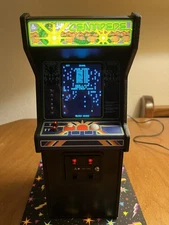 New Wave Toys Replicade Atari Centipede 1/6 Scale Arcade Backer Edition