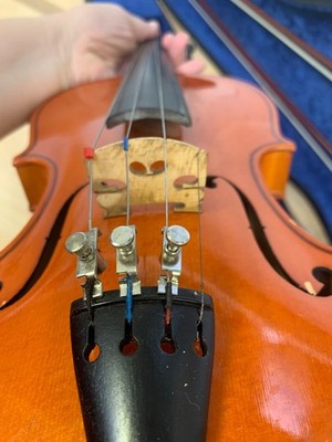 Kiso Suzuki Violin 3/4 Size, Antonius Stradivarius 1720 Copy, Anno