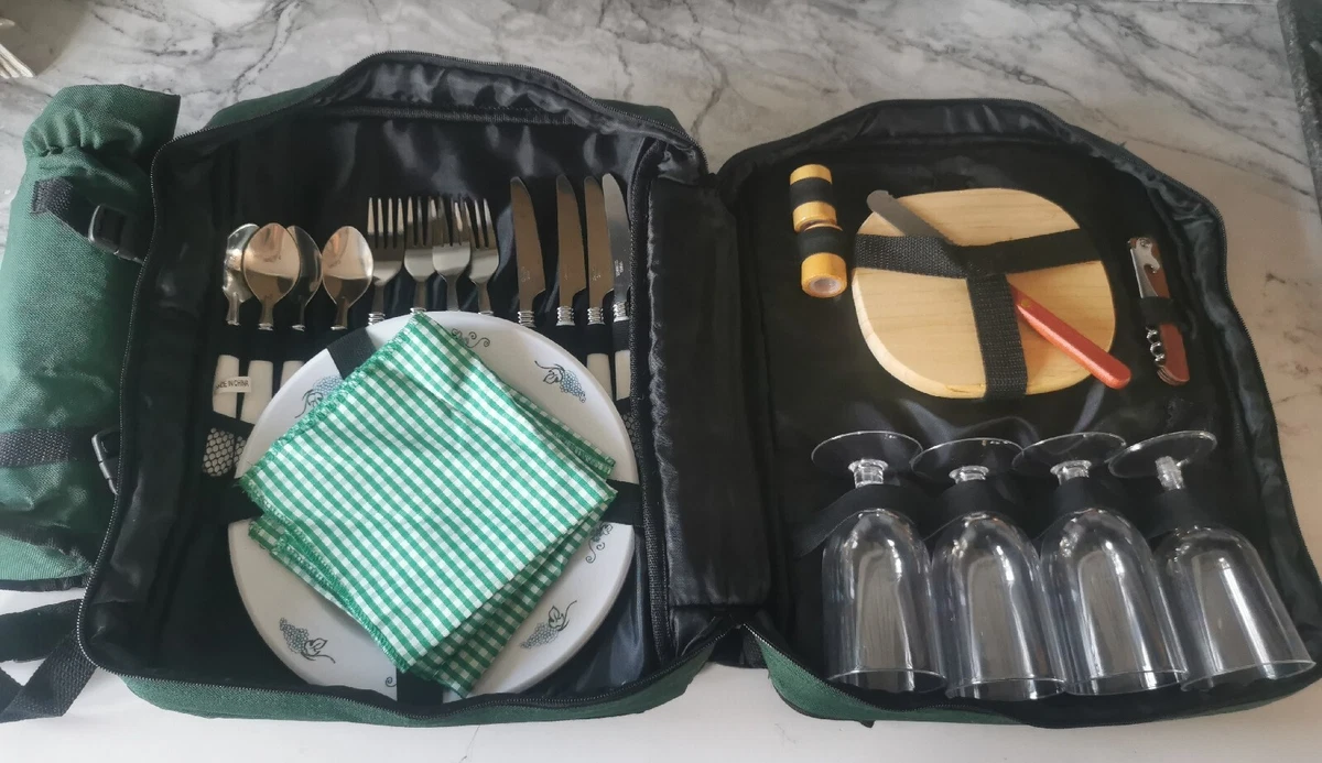 4 Person Picnic Backpack Set With Wine Cooler Cheese Board