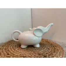 White ceramic Asian-style elephant teapot, ELEGANT