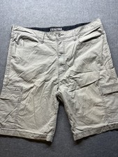 EXCELLENT CONDITION Signature Levi Strauss Gray Cargo Shorts Mens Size 42