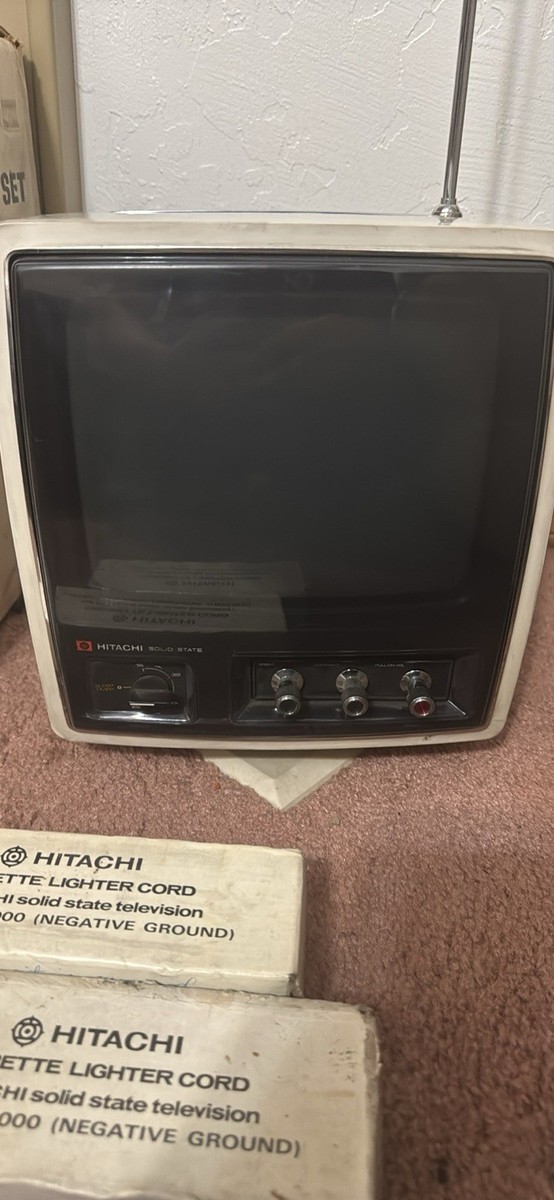 VINTAGE HITACHI I-49 TRANSISTOR TELEVISION CRT TV RECEIVER 9