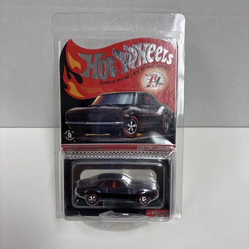 2019 Hot Wheels RLC Red Line Club Membership Custom Camaro w /button & Protector