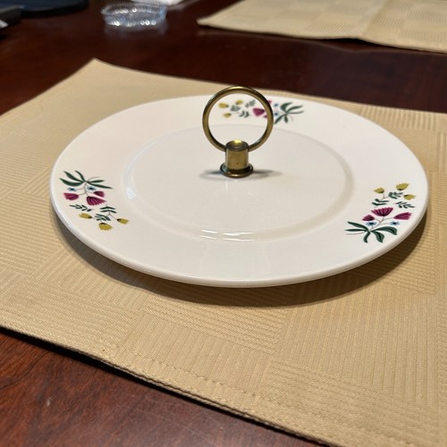 Vtg HARKER POTTERY "COUNTRY GARDEN" Serving TRAY with CENTER HANDLE - 1958 USA - Picture 2 of 6