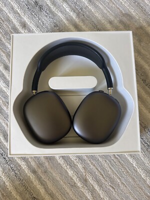 Apple AirPods Max Wireless Over-Ear Headset - Space Gray