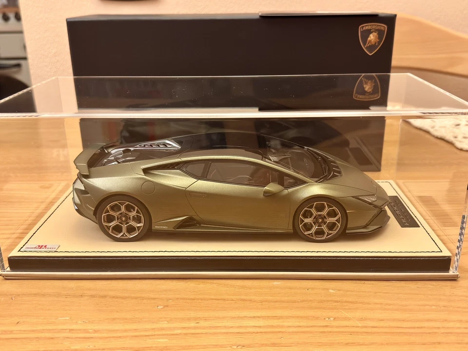 Lamborghini Huracan Tecnica 1/18 Mr. Collection Limited Edition LAMBO054D - Immagine 3 di 4