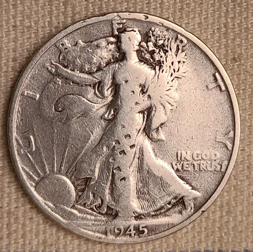 VINTAGE 1945 (S) SAN FRANCISCO MINT LIBERTY WALKING TYPE HALF DOLLAR! 90% SILVER