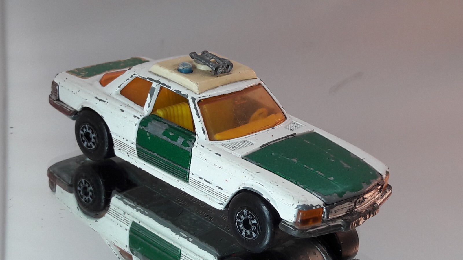 Picture 3 of 9