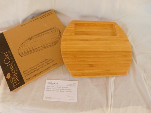 Pampered Chef BAMBOO REVERSIBLE CHEESE BOARD Brand New 1003