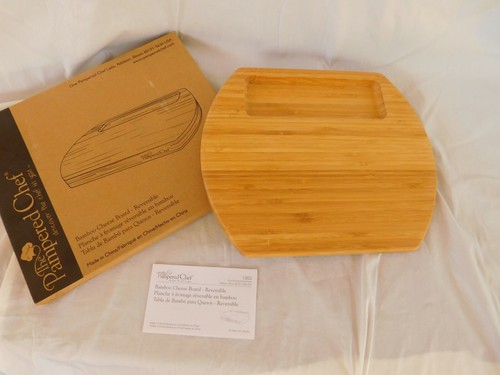 Pampered Chef BAMBOO REVERSIBLE CHEESE BOARD Brand New 1003 - Picture 1 of 6