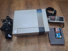 NINTENDO NES  CONSOLE + GAME - NINTENDO