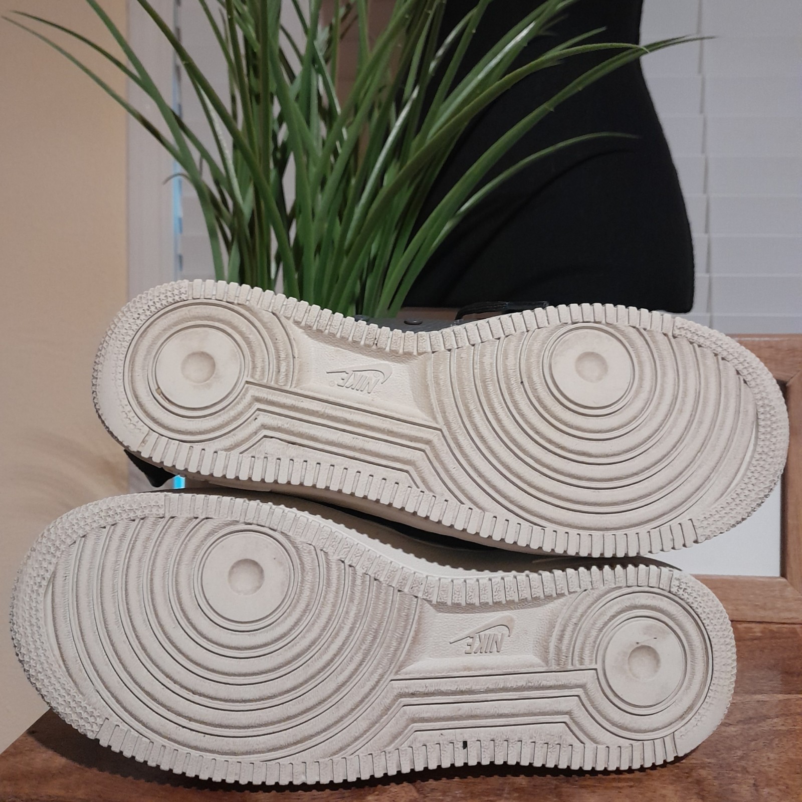 Nike SF Air Force 1 Mid Grey Streetwear Sneakers Sz 10.5 Preowned  thumbnail 6