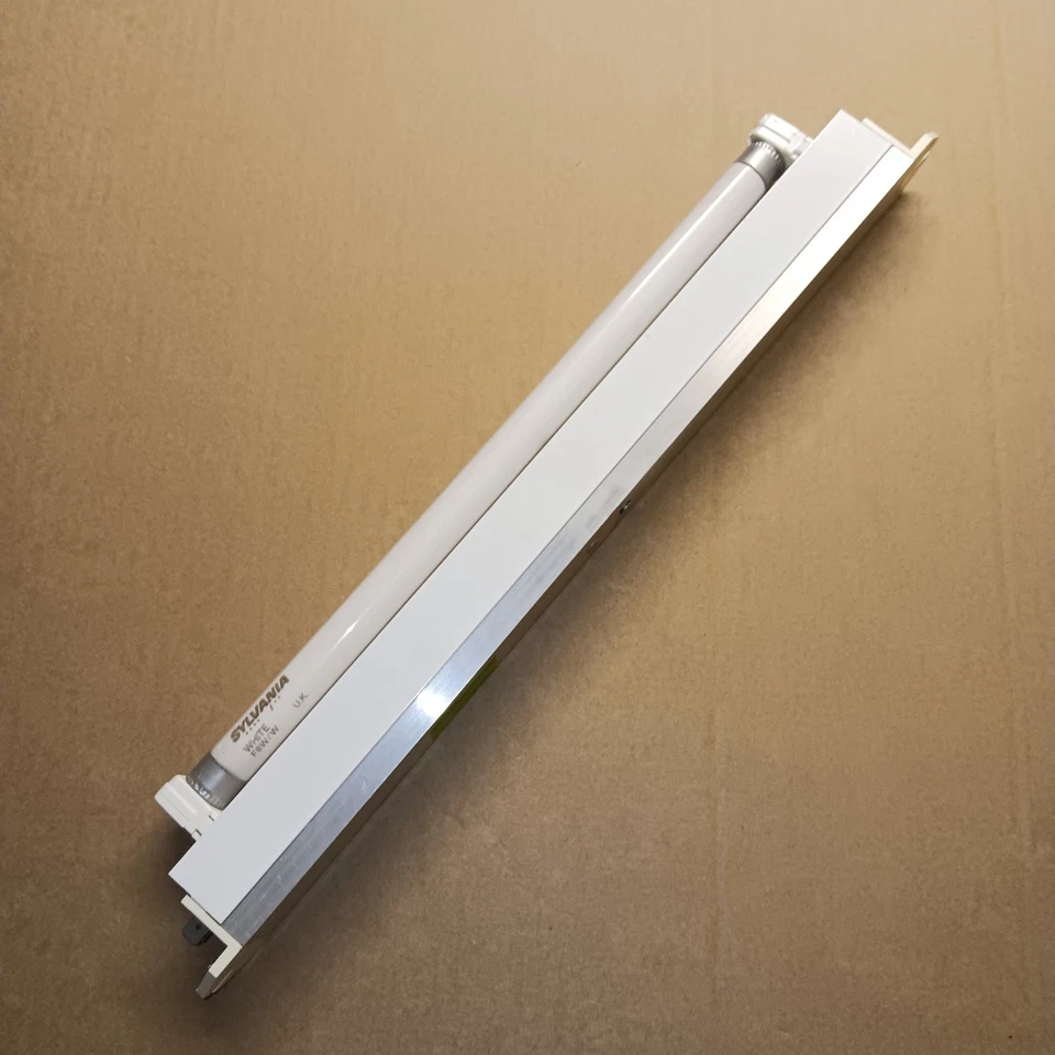Invertec Batten Light - part no. DB8 24v - minibus, bus, coach - Image 3 of 4