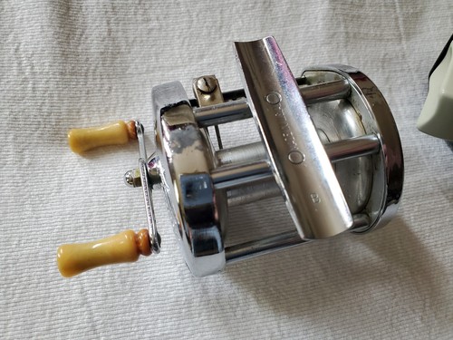 VTG FISHING REELS - USED/DECENT - Picture 16 of 18