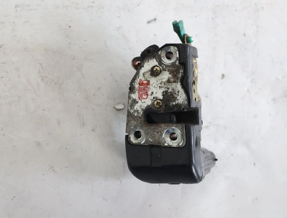 Cerradura puerta delantera izquierda Chrysler STRATUS CABRIO JX 4658995 12-1999 Foto 2 de 3