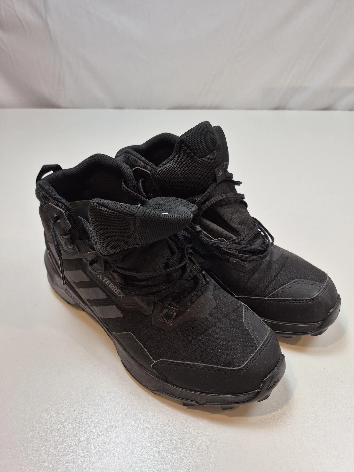 Adidas Terrex Hiking Boots Mens Size 13 Black Gore-Tex Waterproof Continental
Opens in a new window