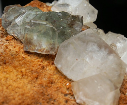 Espécimen de racimo de cristal de fluorita azul natural 1185 g de China 1 - Imagen 11 de 12