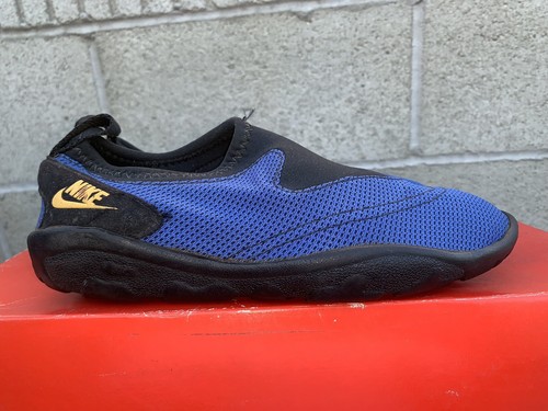 Vintage 1993 Nike Aqua Socks Water 