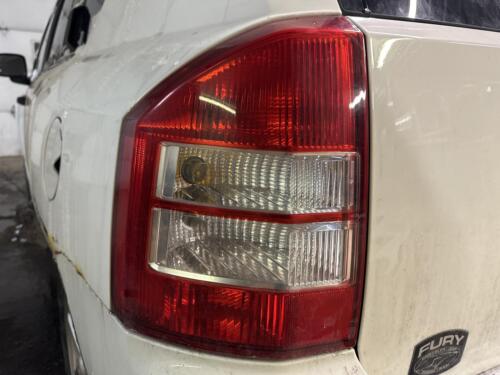 Conjunto de filtro de aire usado se adapta a: Jeep Compass 2008 grado A - Imagen 19 de 24