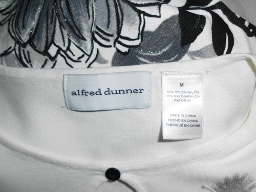 Alfred Dunner Beaded Knit Top Size M NWT White Floral Nylon Blend Long Sleeve - Picture 10 of 12