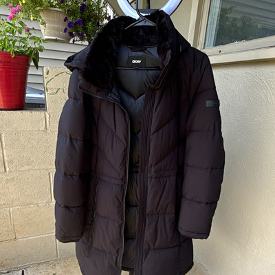 DKNY Women s Black Mid-Length Down Puffer Coat Faux Fur Hood Zip Size M