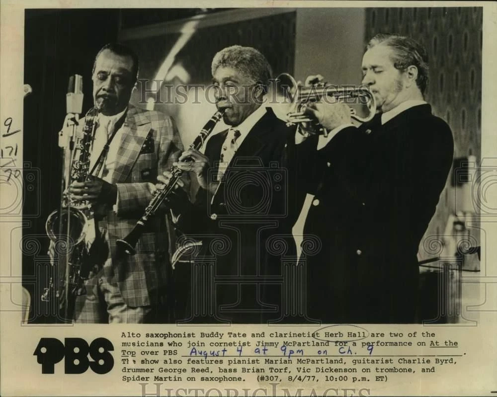 1977 Press Photo Musicians Buddy Tate, Herb Hall, Jimmy McPartland on PBS Show - 画像1/2