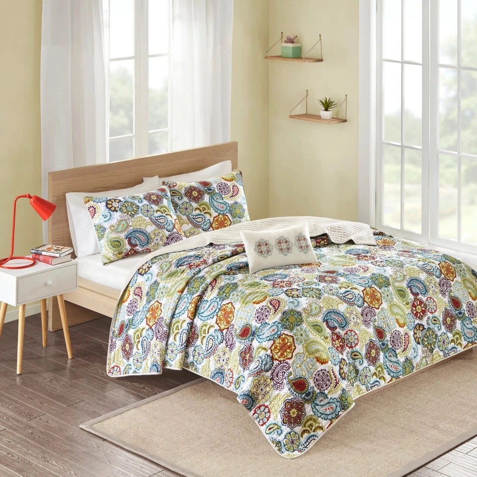 Intelligent Design Asha 4-Piece Multicolored Full/Queen Coverlet Set MZ80-065 - Image 2 of 4
