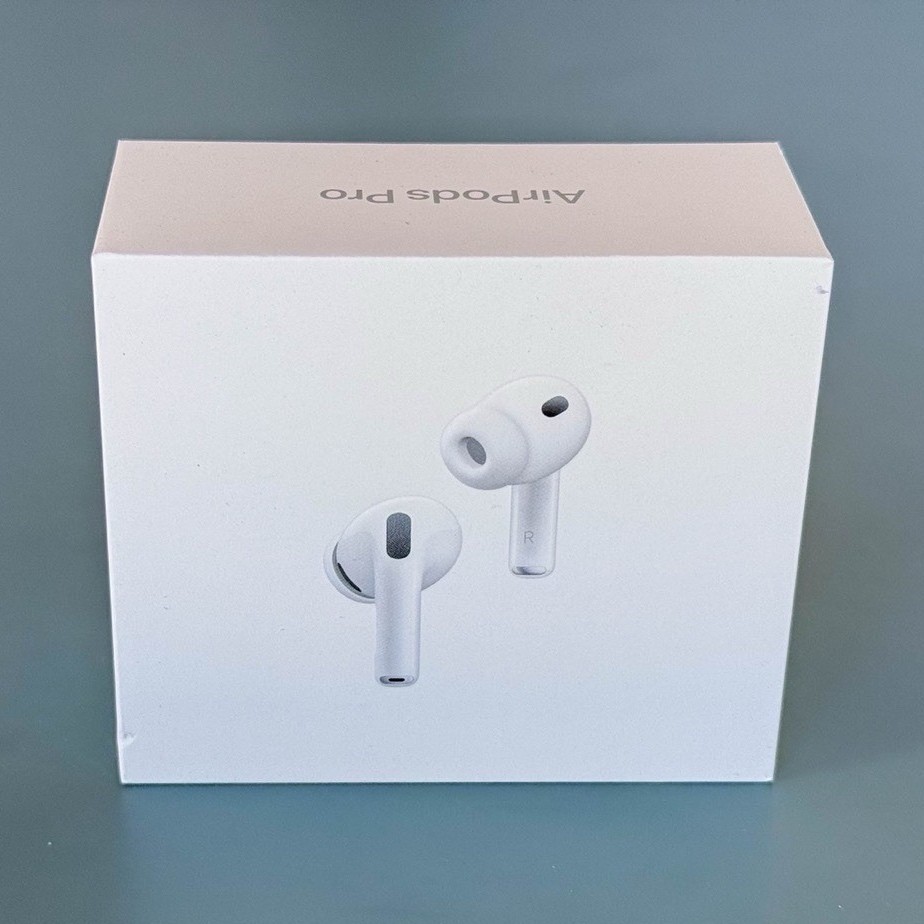 Apple AirPods Pro 3 Wireless USB-C Double In-Ear Earbud Headphones White