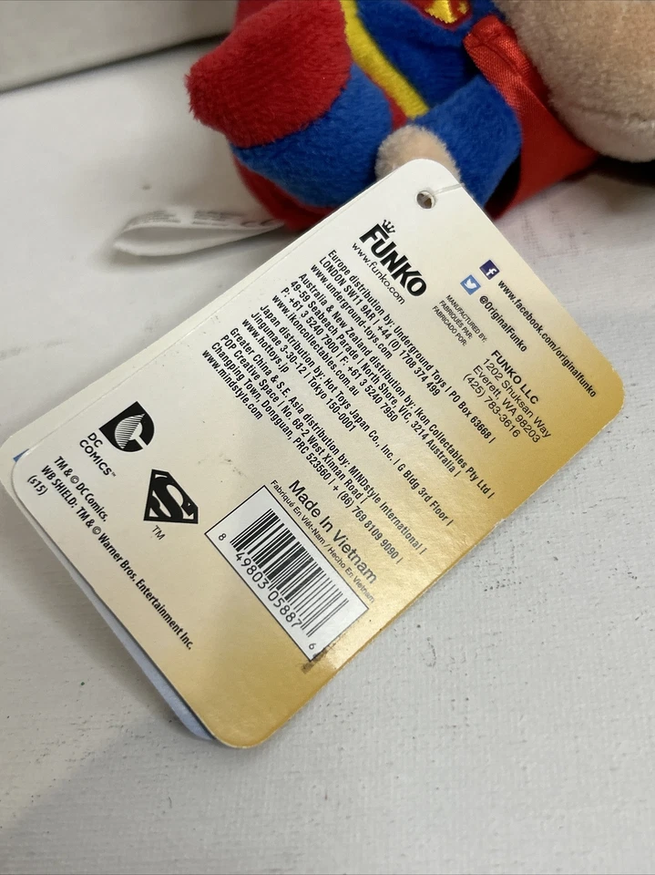 Funko Mopeez DC Comics SUPERMAN 5" ANIMAL DE PELUCHE Juguete Liga de la Justicia NUEVO Foto 3 de 4