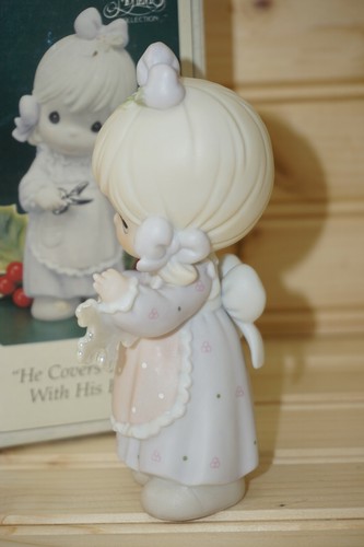 Precious Moments-He Covers The Earth With His Beauty, #142654, BNIB - Picture 4 of 9