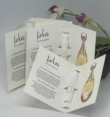 4x Dior J'Adore Eau De Parfum Spray - .03 fl oz/ 1 ml Vial in Card