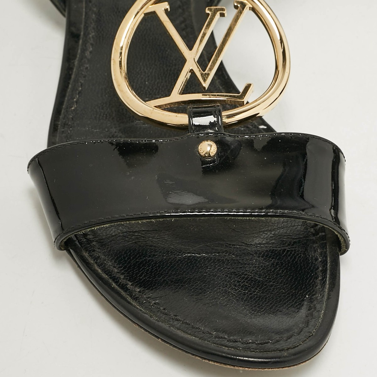 【希少】LOUIS VUITTON Patent Leather Sandals レザー サンダル Louis Vuitton Black Patent Leather LV Logo Slingback Flat
