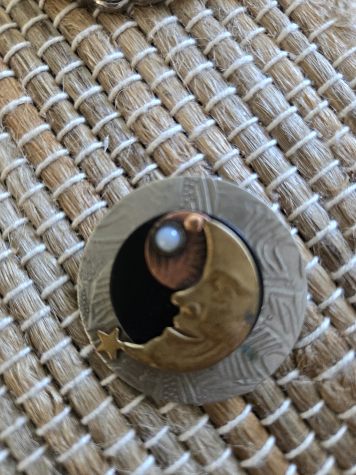 Picture 1 of 5