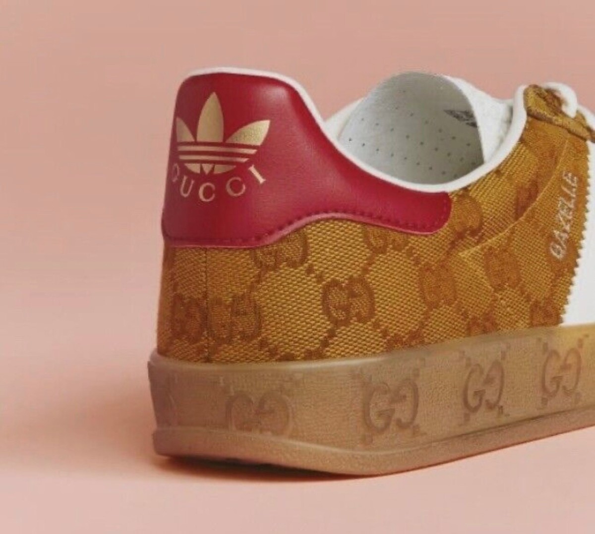 💎 Gucci X Adidas Gazelle Collection Monogram Size 10.5 US