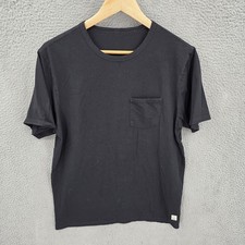 Vuori Shirt Mens Large Black Feather Pocket Tee Short Sleeve Stretch