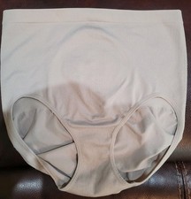 SKINNY GIRL Smoother  BUTT Shaper XL Beige Brief Panty/Underwear Nwot