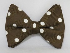 Vintage 1960's Snapper Clip On : BROWN POLKA DOT BUTTERFLY BOW TIE VG
