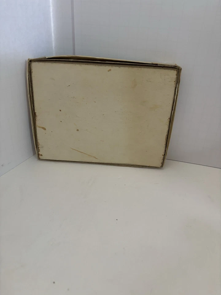 Vintage 1980 The Very Fashionable Miss Piggy Card Game Milton Bradley Complete - Image 2 of 4