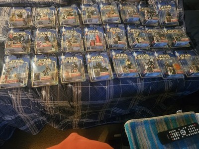 STAR WARS EPISODE II 2 ATTACK OF THE CLONES (2002) Figures Lot of 24 NEW