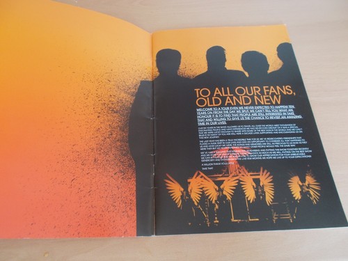 The Take That Tour Programme For 2006 - Picture 3 of 20
