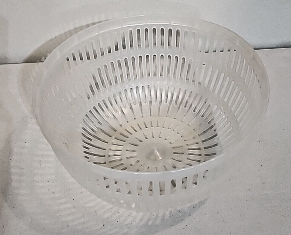 The Pampered Chef Salad and Berry Spinner Very Good Condition eBay