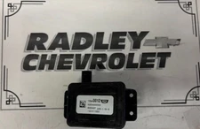 NEW GM OEM 19-24 ESCALADE ESV REAR BUMPER ELECTRICAL COMPONENTS- LAMP 13540012