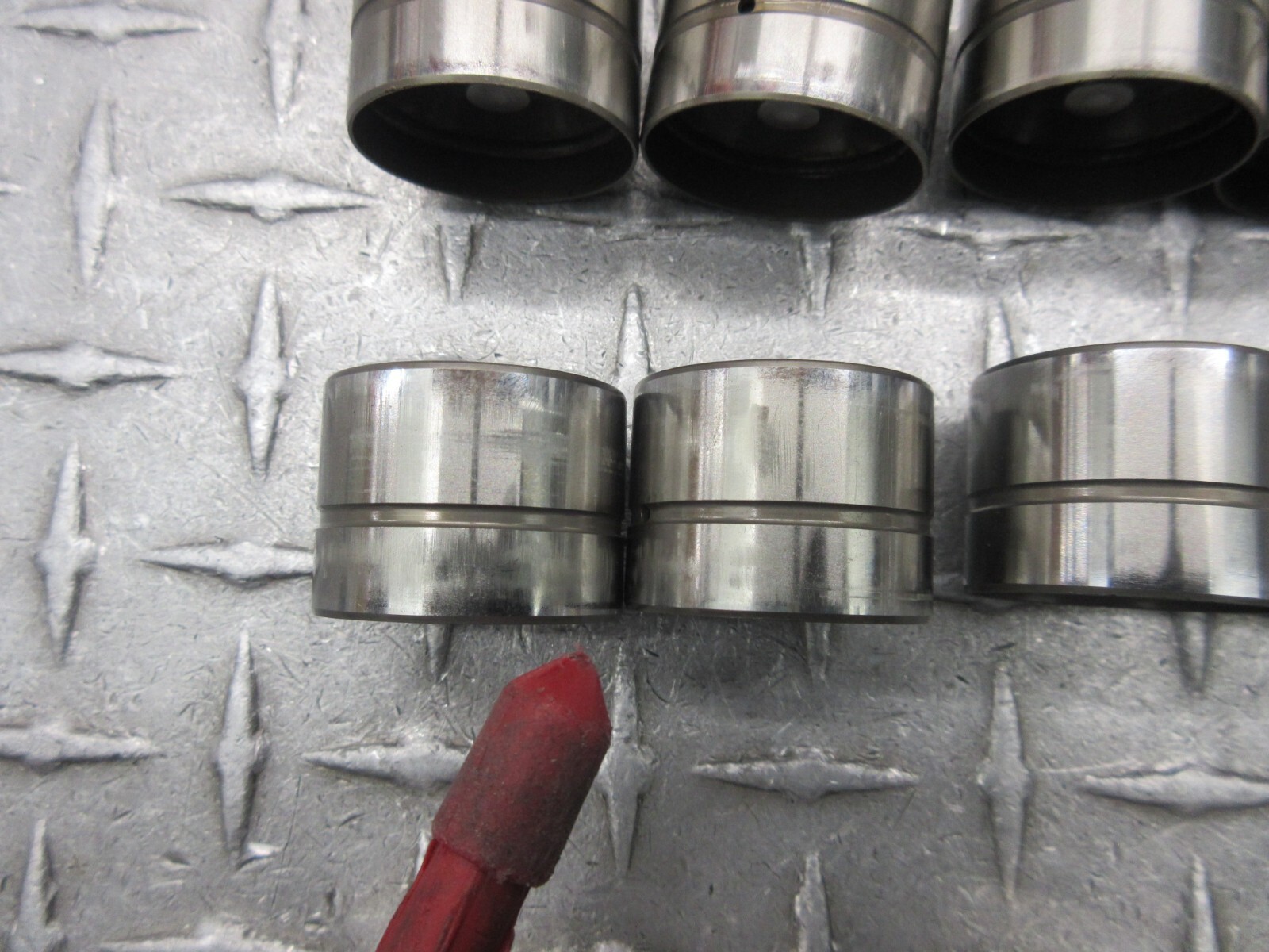 2008 Ferrari F430 Spider Right Cylinder Head Tappets Tappet Bucket 247480