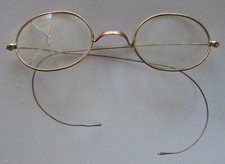 1890s Wire Rim Gold Oval Female Reading Glasses w/ Lenses