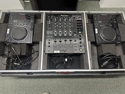 Pioneer DJ Set: (2) CDJ-350 Multi Players + DJM-850 4-Ch Mixer + Heavy Duty Case