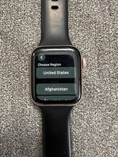 Apple Watch SE 1st Gen 40mm Rose Gold Aluminum