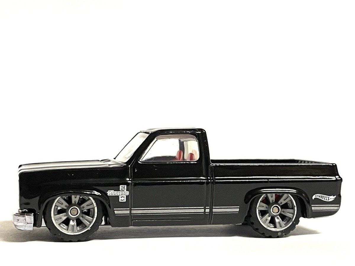 2026 Hot Wheels New Chevy Silverado W/RRs Un-Spun | eBay