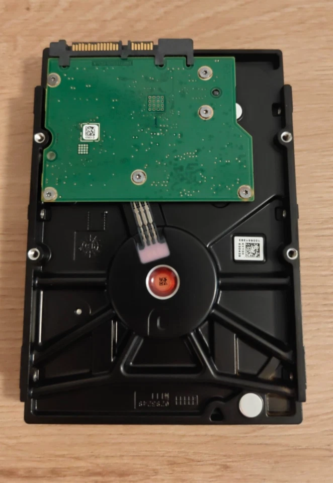 Seagate Desktop SSHD 2TB ST2000DX001 – SMART Gut – Hybrid HDD – SATA 3,5", TOP - Bild 2 von 4