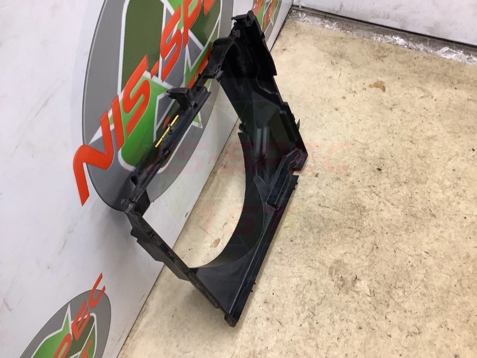 2009 Nissan Navara Pathfinder Radiaor Fan Cowling 2005-2010 21476EB300 - Image 4 of 4